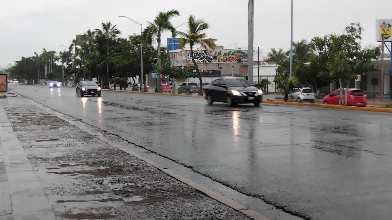 $!Amanece Mazatlán con ligeras lluvias y podrían intensificarse señala Protección Civil