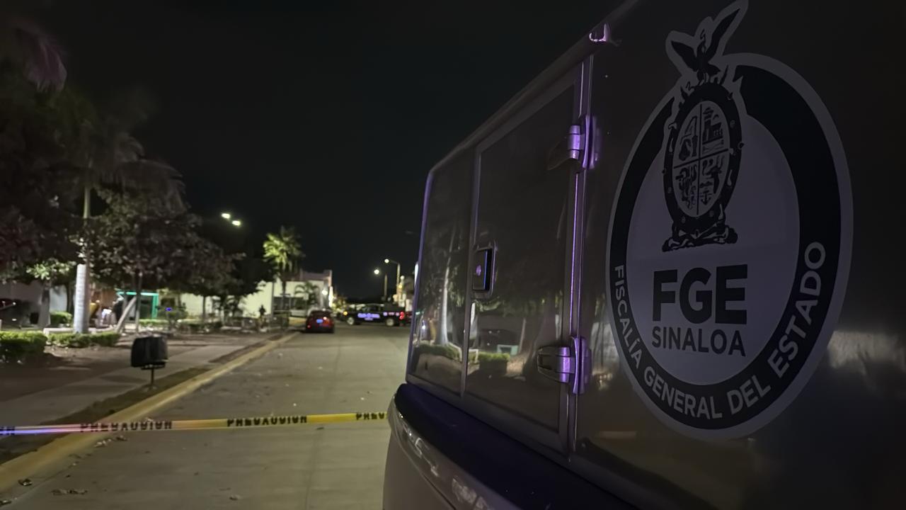 $!Asesinan a balazos a un hombre en un parque del fraccionamiento Prados de la Conquista, en Culiacán