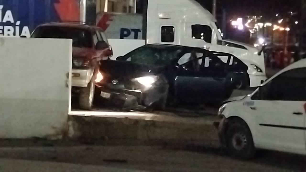 $!Hallan vehículos baleados tras un enfrentamiento armado en la colonia San Benito, en Culiacán