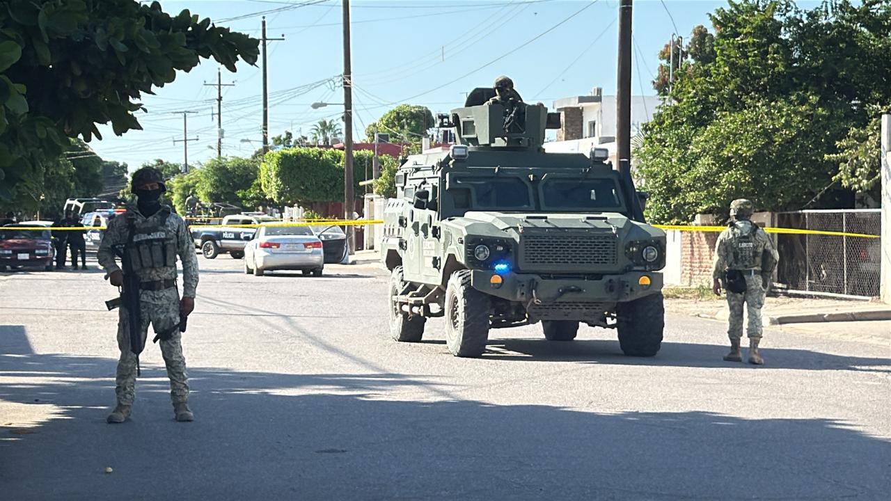 $!Atacan a tiros a dos hombres que viajaban en un vehículo en Navolato; luego los privan de libertad