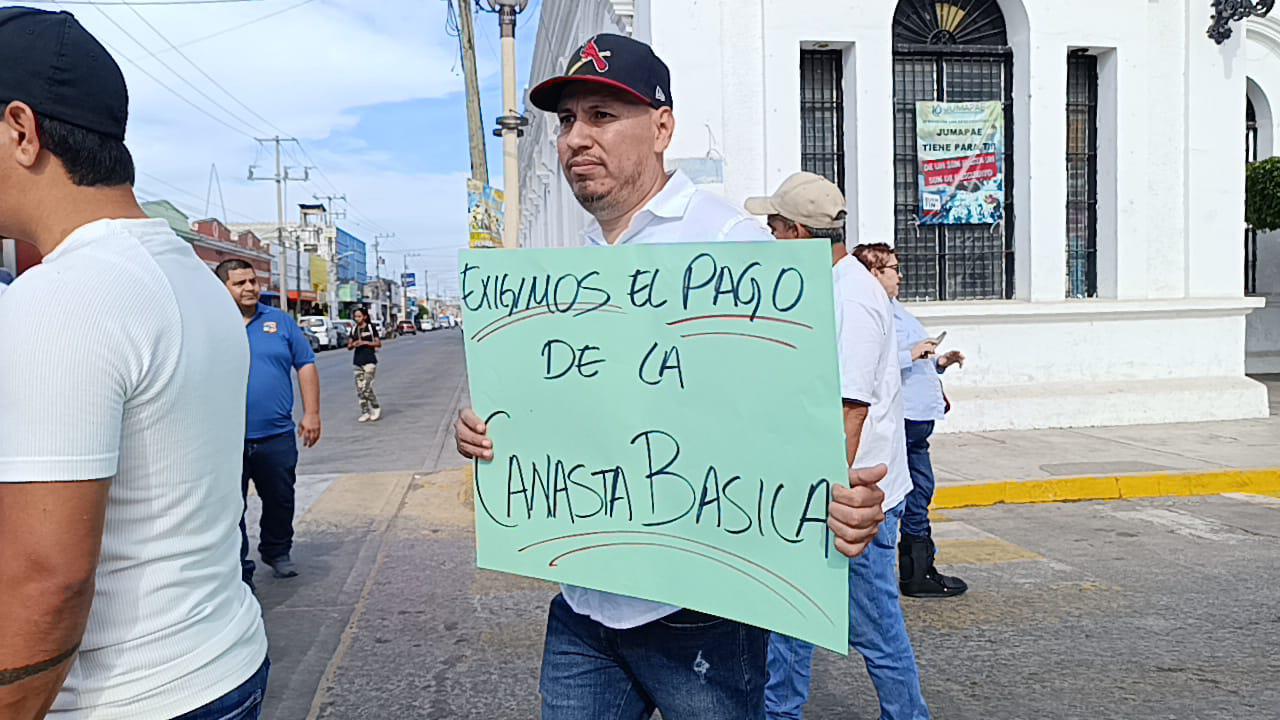 $!Trabajadores sindicalizados de Escuinapa reclaman a autoridades cumpla con derechos