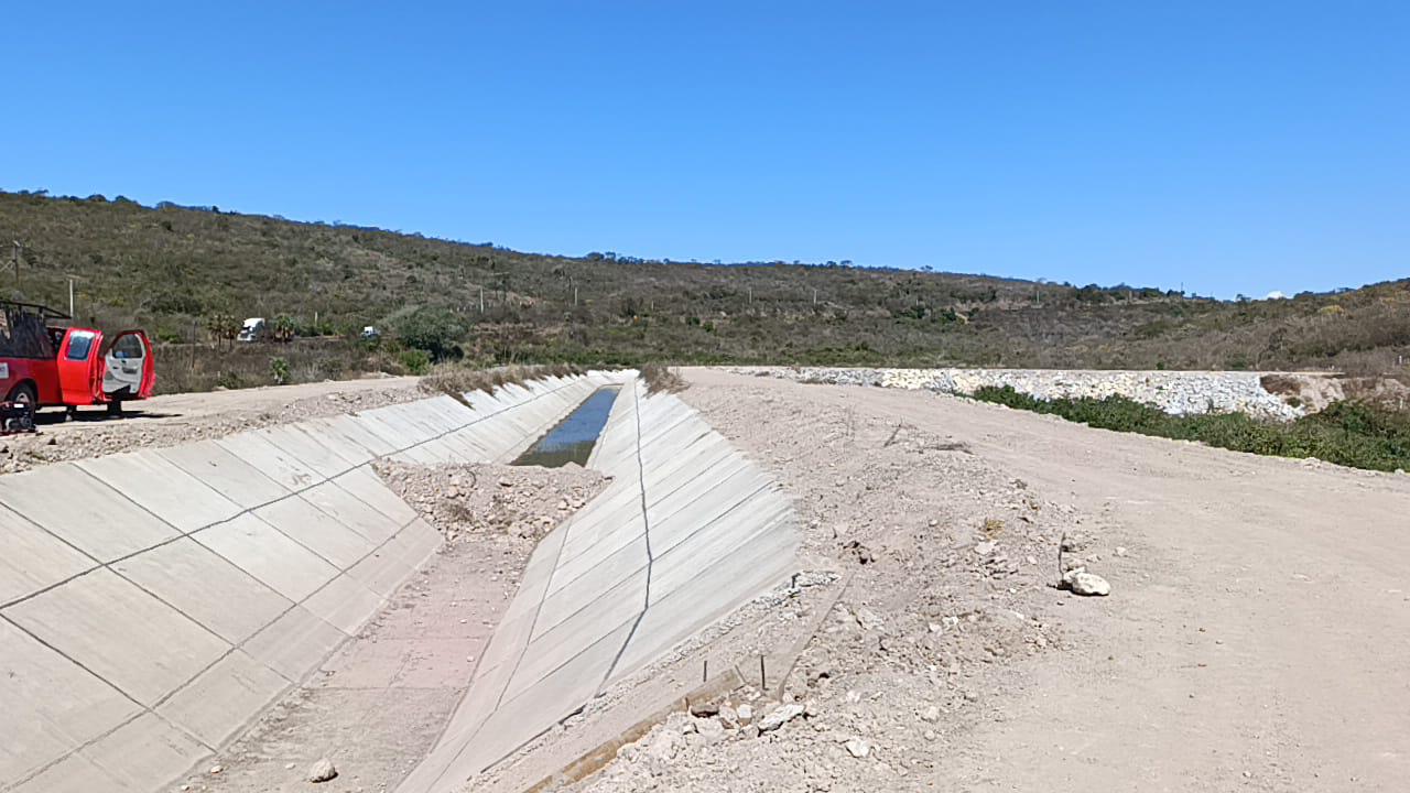 $!Inseguridad frena reparaciones de canales de riego en Escuinapa