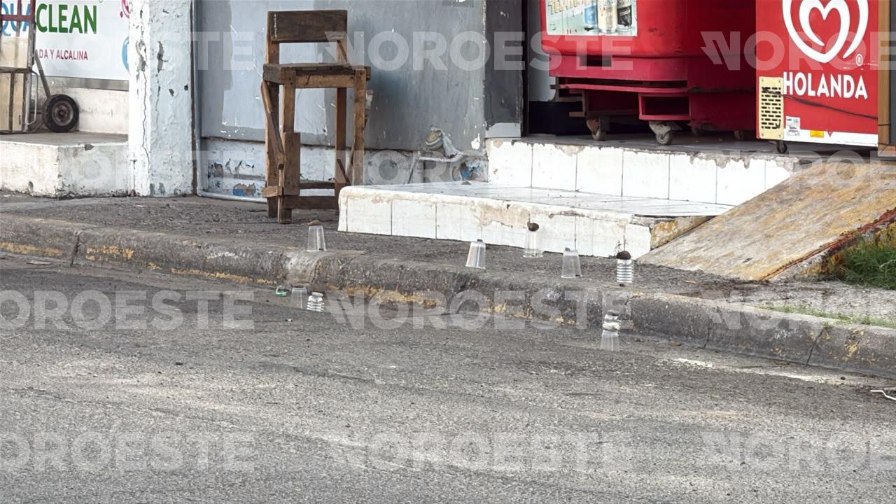 $!Ataque armado en expendio deja dos muertos en Infonavit Barrancos, en Culiacán