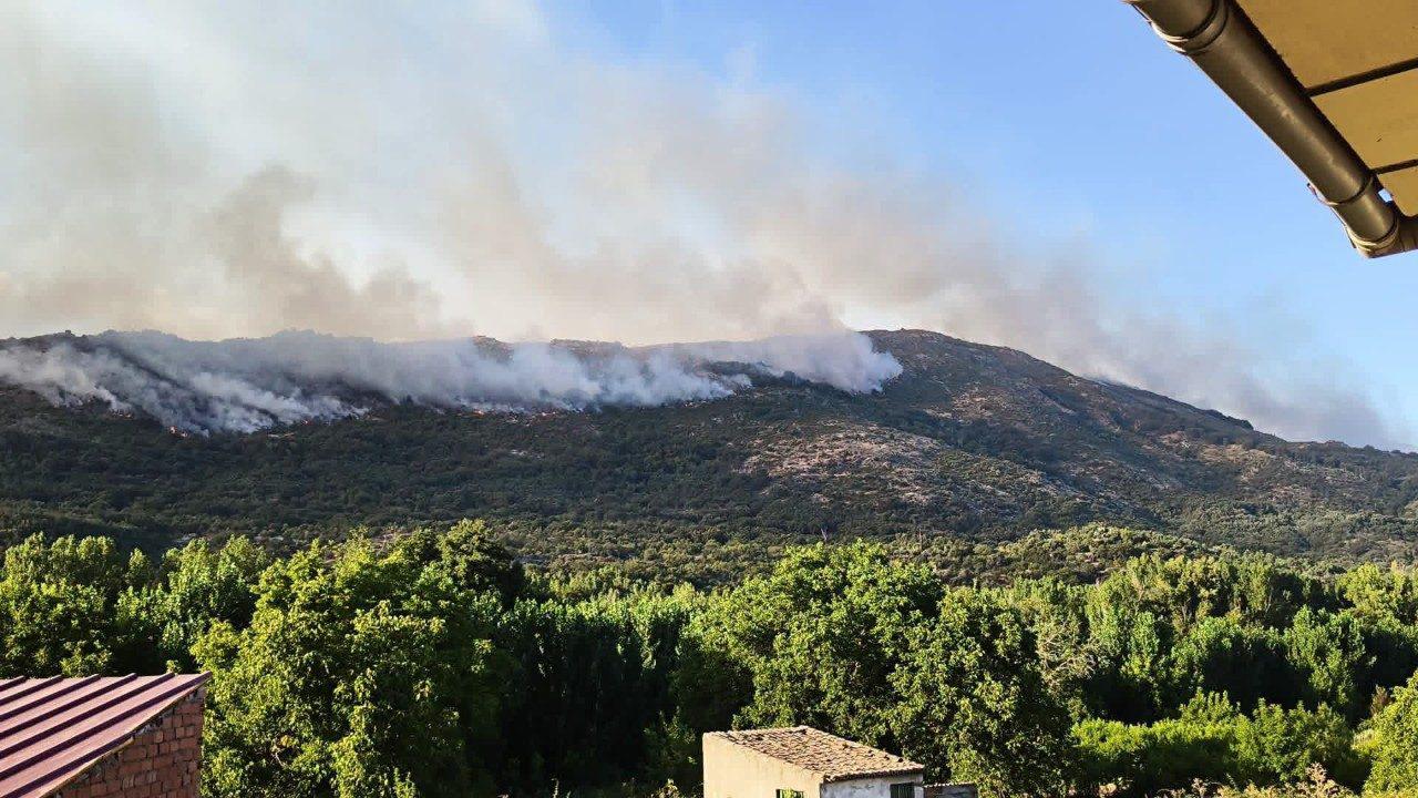 $!Incendios en España.