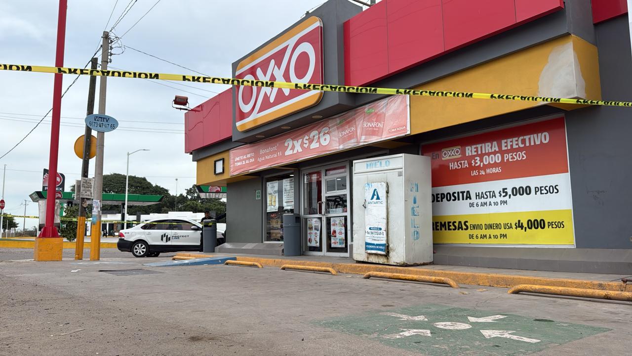 $!Tienda y gasolinera resultan baleadas en Costa Rica, Culiacán