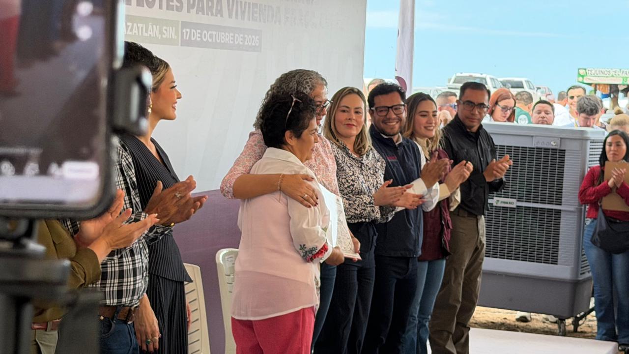 $!Entrega Gobierno de Sinaloa 60 lotes con servicios a familias desplazadas por la violencia en Mazatlán