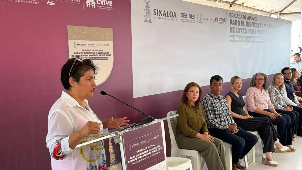 $!Entrega Gobierno de Sinaloa 60 lotes con servicios a familias desplazadas por la violencia en Mazatlán