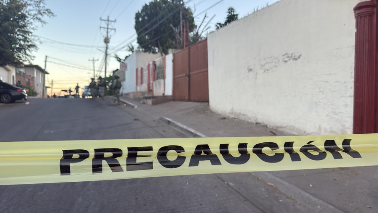 $!Asesinan a un hombre y dejan un peluche rosa en una vivienda en la colonia 10 de Mayo, en Culiacán
