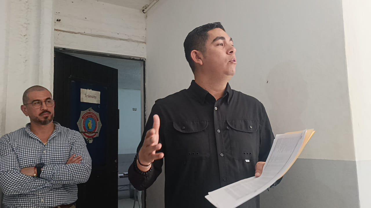 $!Advierten policías y tránsitos paro de labores si no se respetan acuerdos por parte del Ayuntamiento de Escuinapa