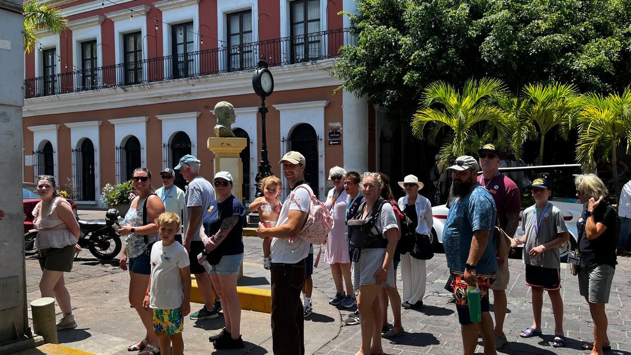 $!Recibe Mazatlán al primer crucero turístico de julio