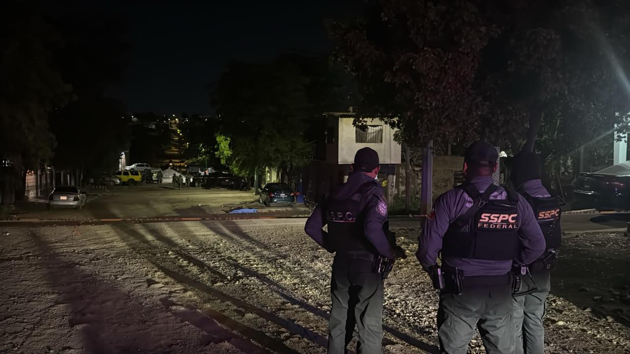 $!Asesinan a dos jóvenes frente a un domicilio en la colonia Buenos Aires, en Culiacán