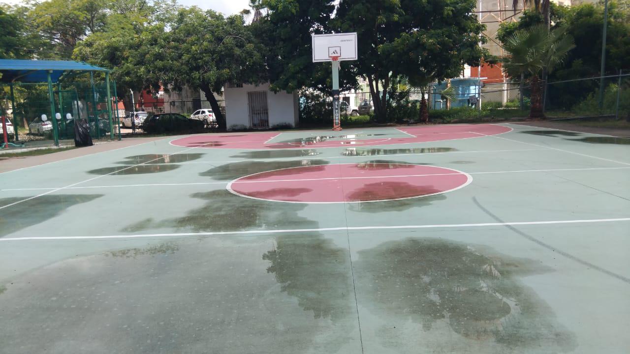 $!Continúa problema de basura en el fraccionamiento El Toro, en Mazatlán