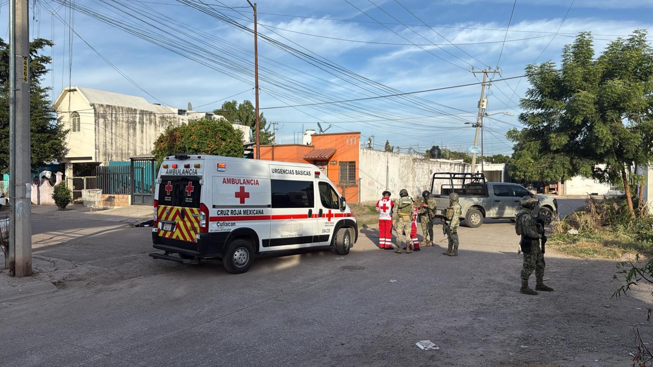 $!Asesinan con arma corta a un hombre en las calles del fraccionamiento Santa Rocío, en Culiacán