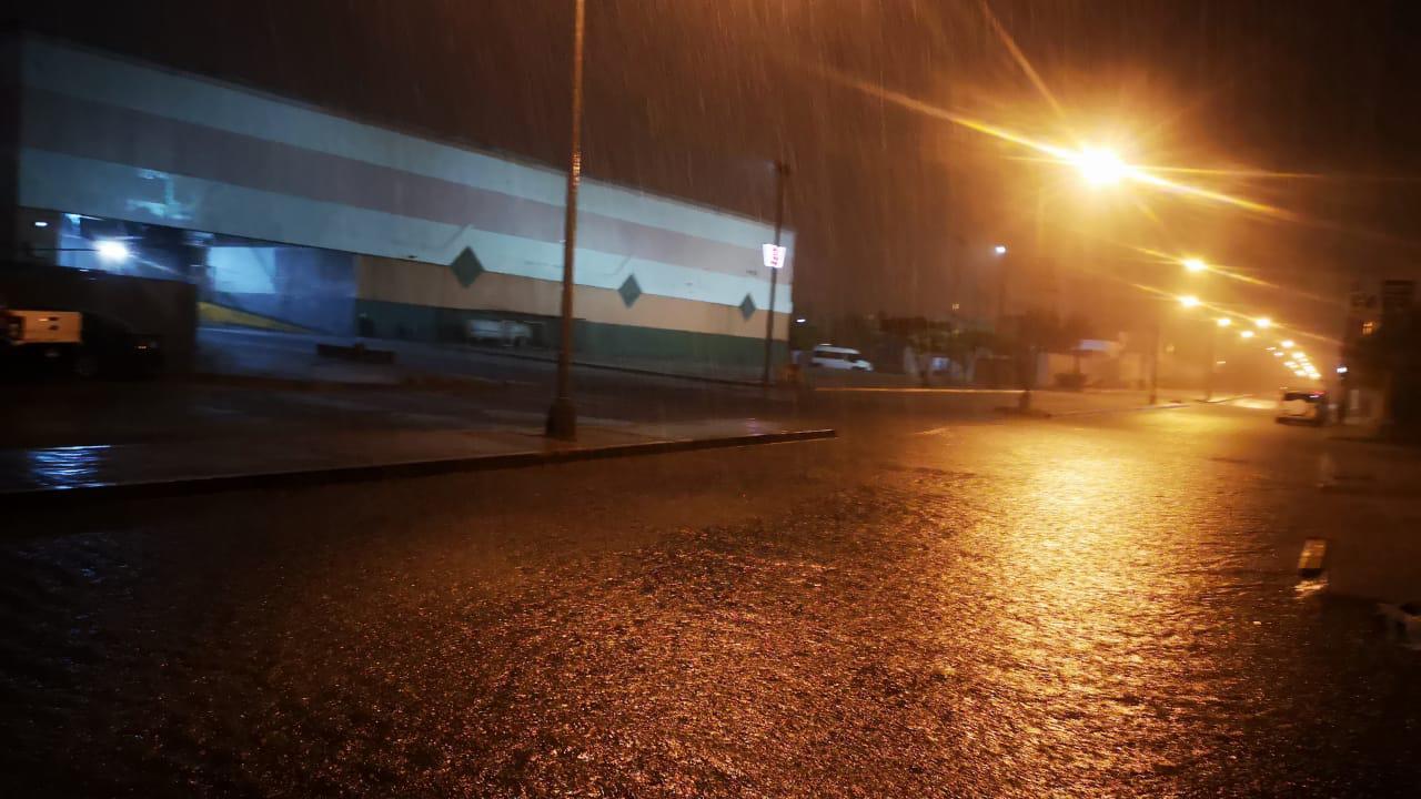 $!Mazatlán sufre los estragos de la primer gran lluvia derivada de ‘Dolores’