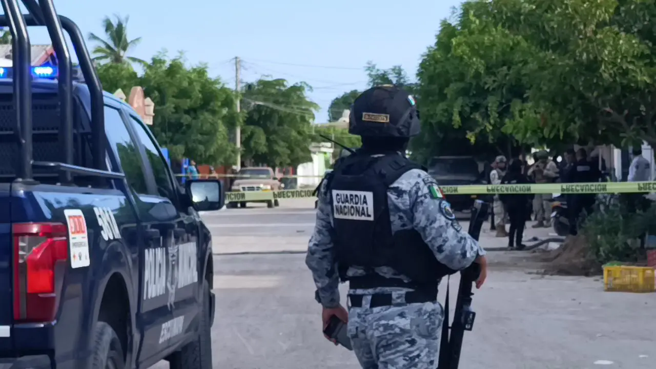 $!Asesinan a balazos a mujer estilista en Escuinapa