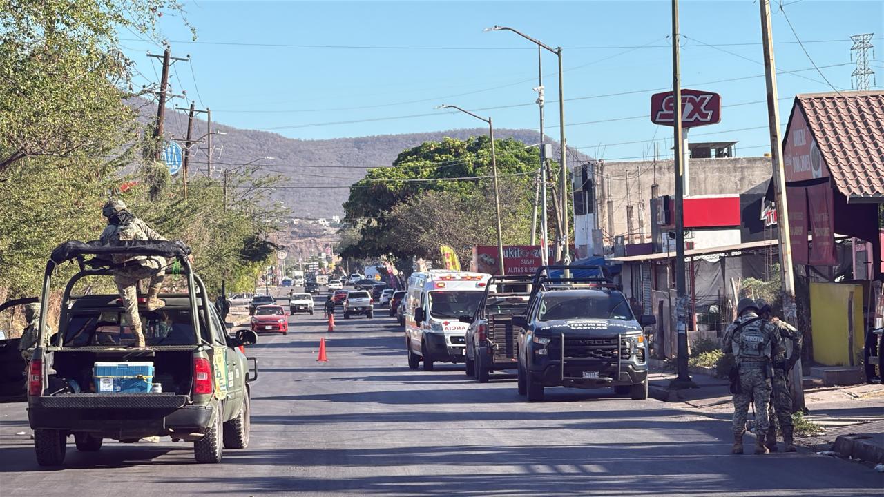 $!Asesinan a hombre tras persecución a balazos en la colonia CNOP, en Culiacán