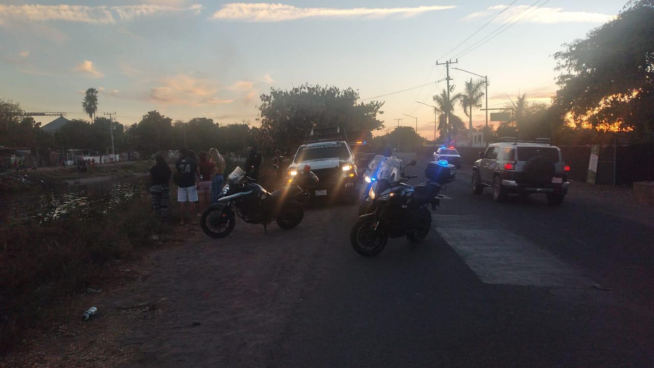 $!Fallece ahogado un menor cuando se bañaba en el canal Recursos, en Culiacán