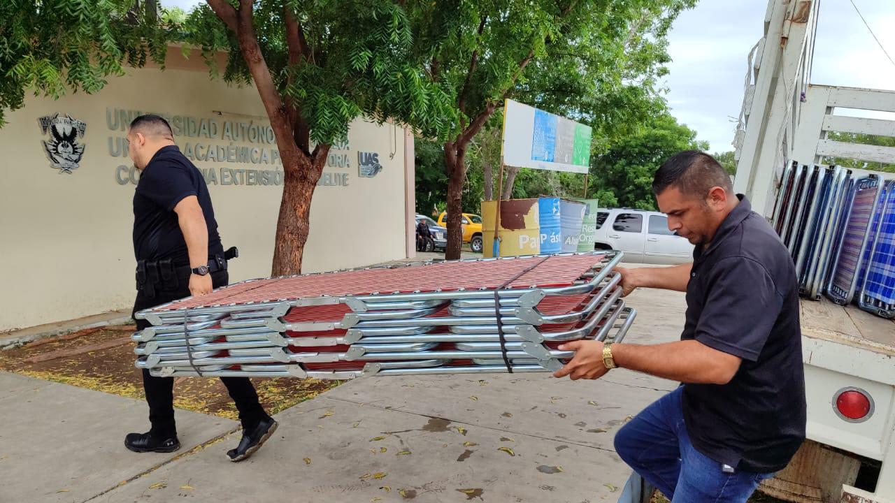 $!Habilitan refugios temporales en Mazatlán por ‘Norma’; llegan cuatro vecinos y tres mascotas