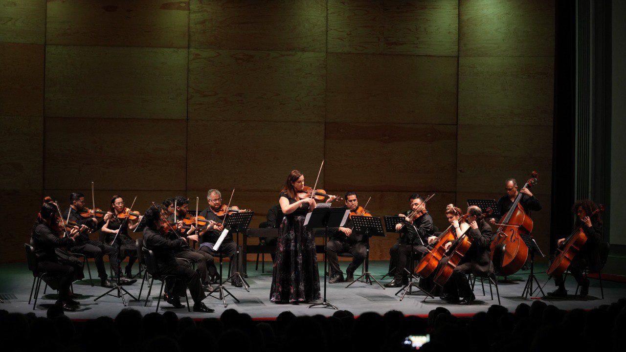 $!Desde Mazatlán, la artista ha formado a generaciones de violinistas sinaloenses.