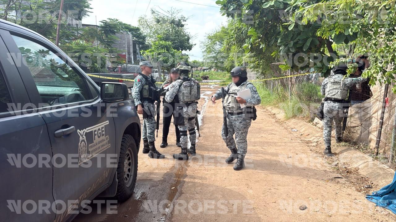 $!Hallan a vecino asesinado y sentado en una silla dentro de una casa en Valle del Agua, en Culiacán