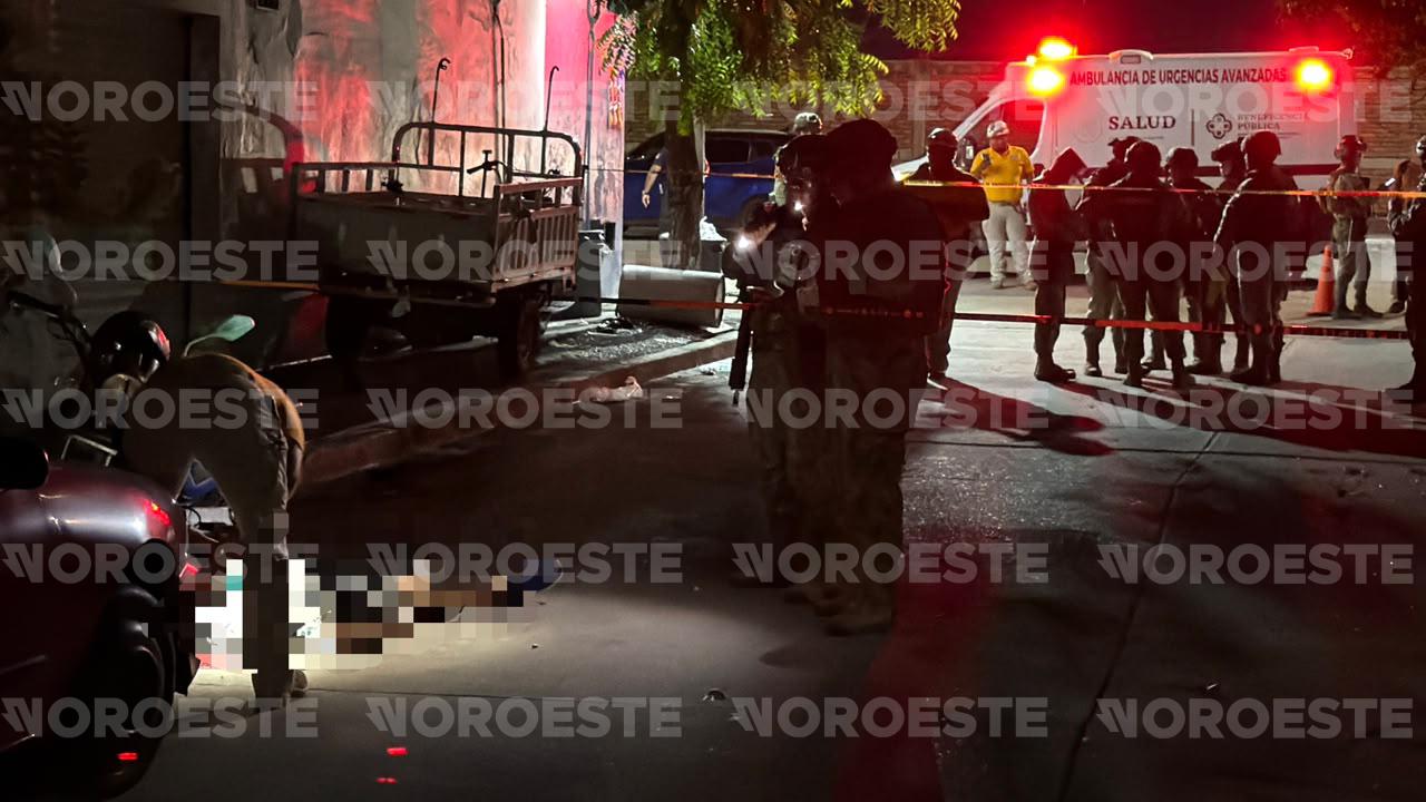 $!Matan a balazos a un motociclista en la Libertad de Expresión, en Mazatlán