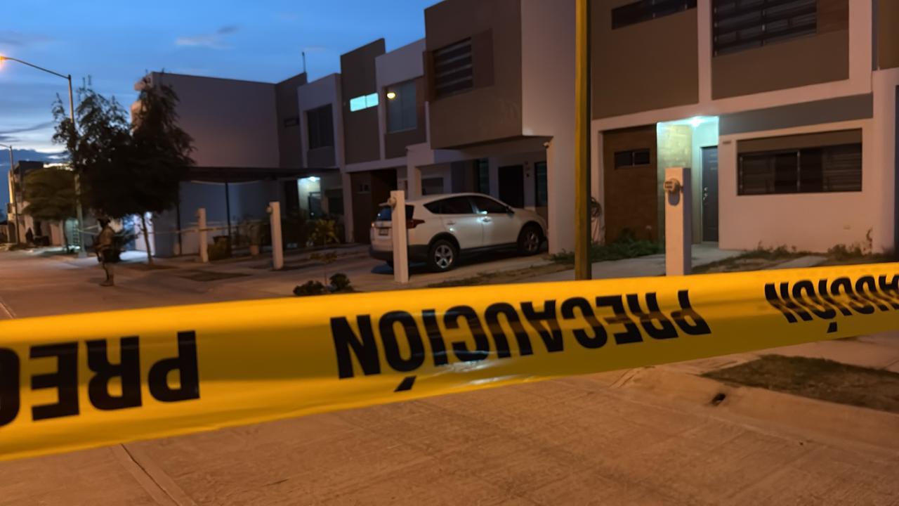 $!Asesinan a balazos a un joven de 17 años dentro un domicilio de la privada Punto Oriente, en Culiacán