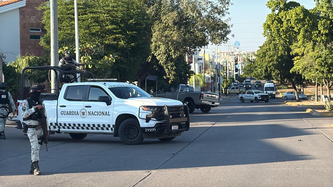 $!Asesinan a balazos a una mujer en la colonia Villa Universidad, en Culiacán