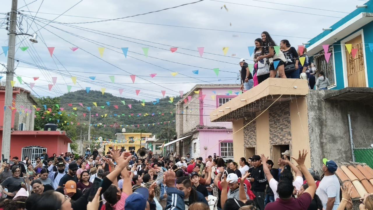 $!Los Guerra ofrecen el primer comelitón siguiendo el espíritu acogedor de su abuelita Margarita en Chametla