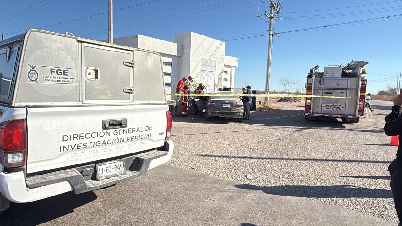 $!Mueren dos enfermeras tras choque por la carretera Libre Mazatlán-Culiacán, en Culiacán