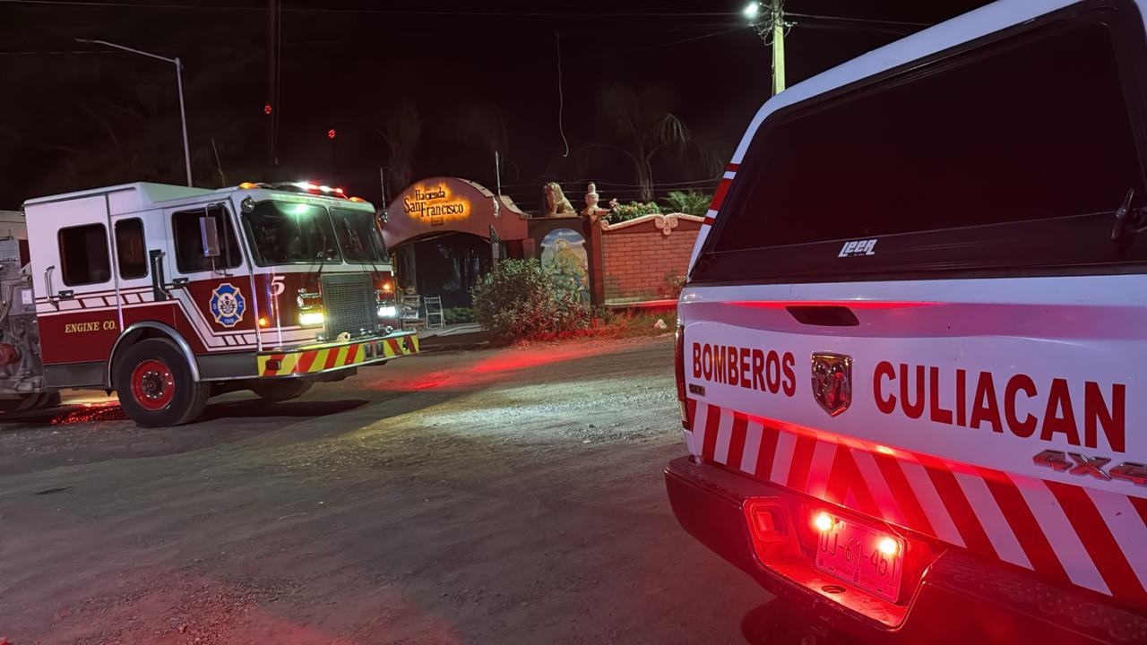 $!Incendio en la hacienda San Francisco, en Culiacán, provoca la movilización de Bomberos y agentes de seguridad