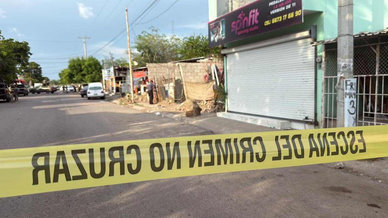 $!Asesinan a balazos a un hombre dentro de una vivienda improvisada en Villa Bonita, en Culiacán