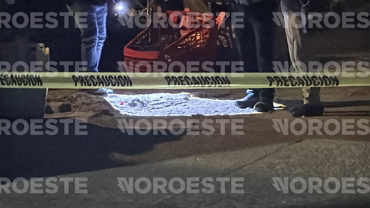 $!Balean a un hombre en callejón junto a túnel rumbo a avenida Federalismo, en el Centro de Culiacán