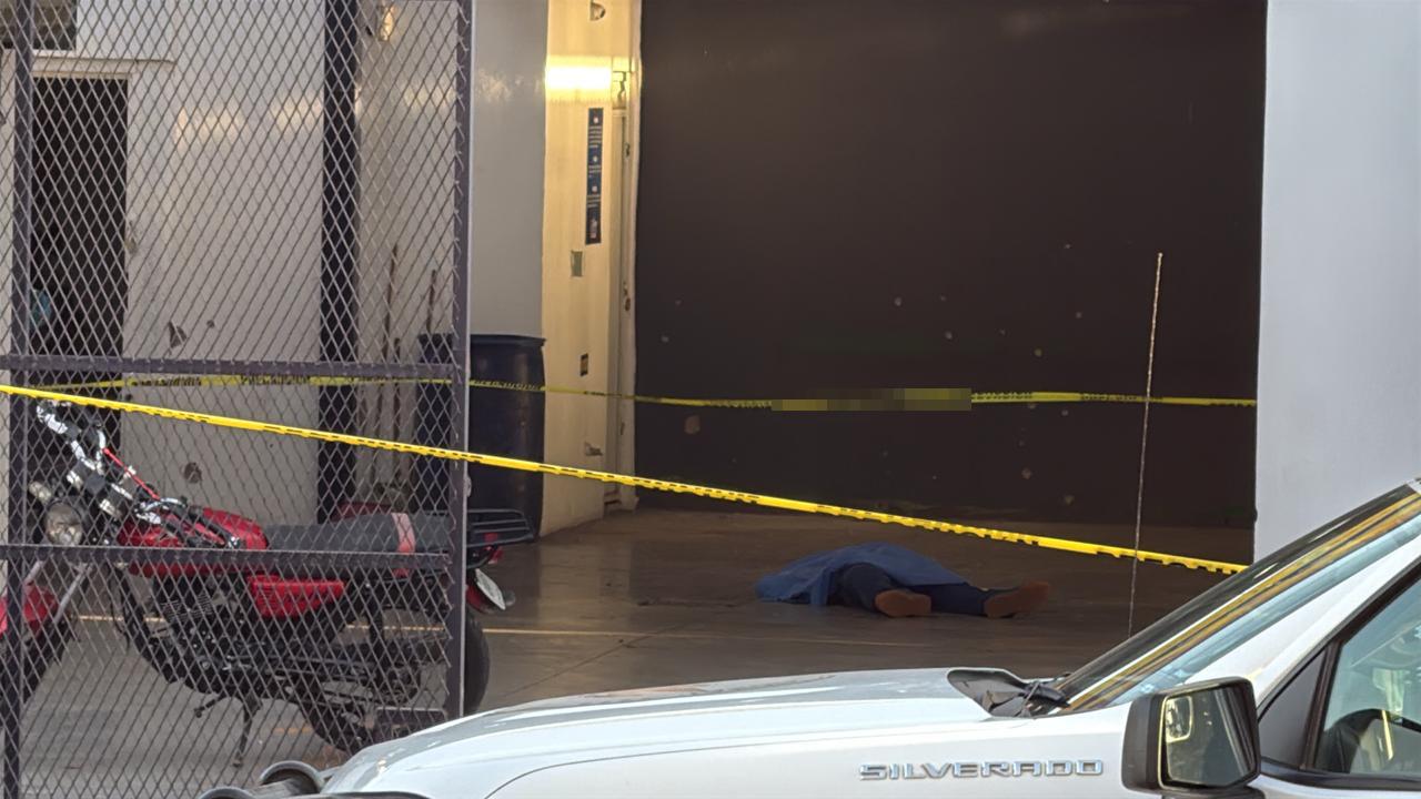 $!Asesinan a trabajador de autolavado en el sector Tres Ríos, en Culiacán