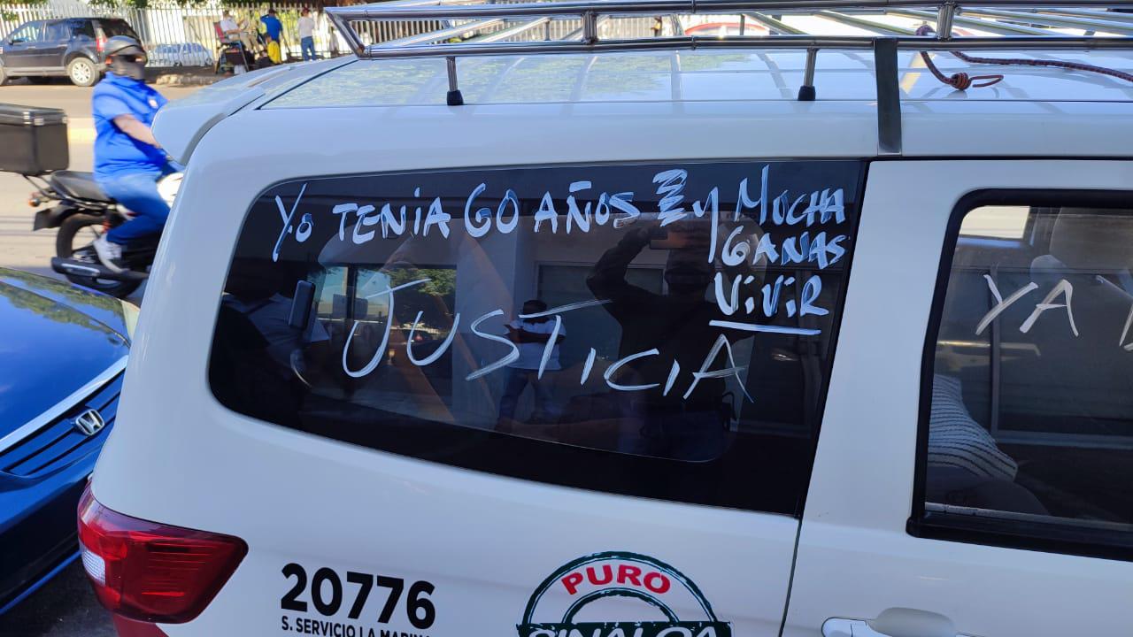 $!Dan familiares y amigos el último adiós a ‘El Recodito’