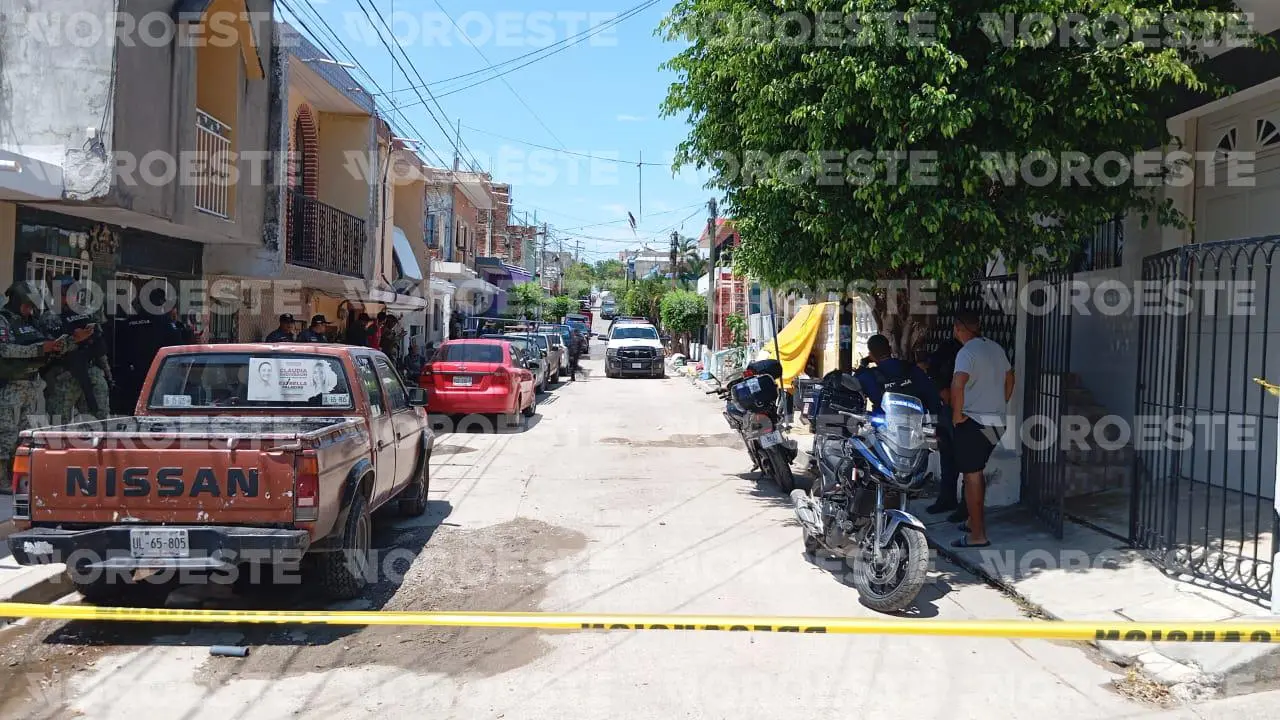 $!Muere pareja tras ataque armado dentro de una vivienda de la Colonia Constitución, en Mazatlán