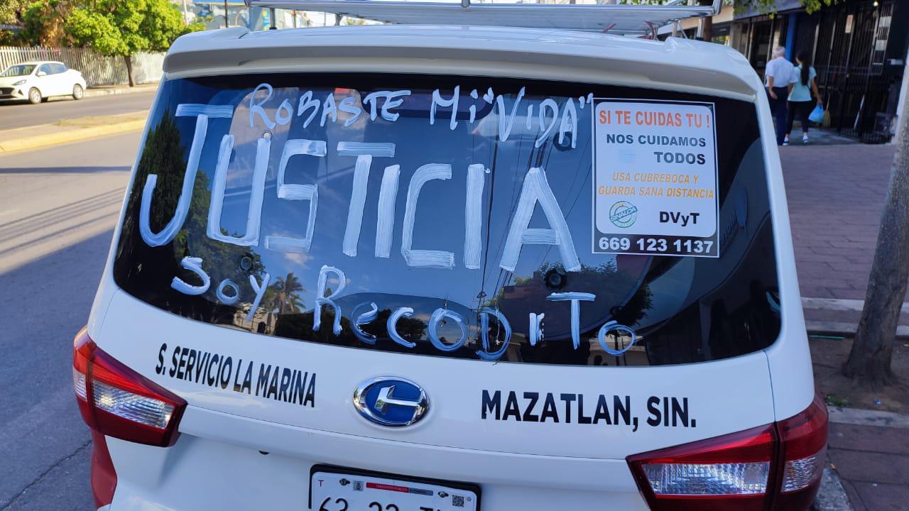 $!Dan familiares y amigos el último adiós a ‘El Recodito’