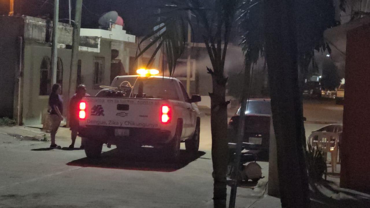 $!Realiza vectores acciones de fumigación en la cabecera de Rosario