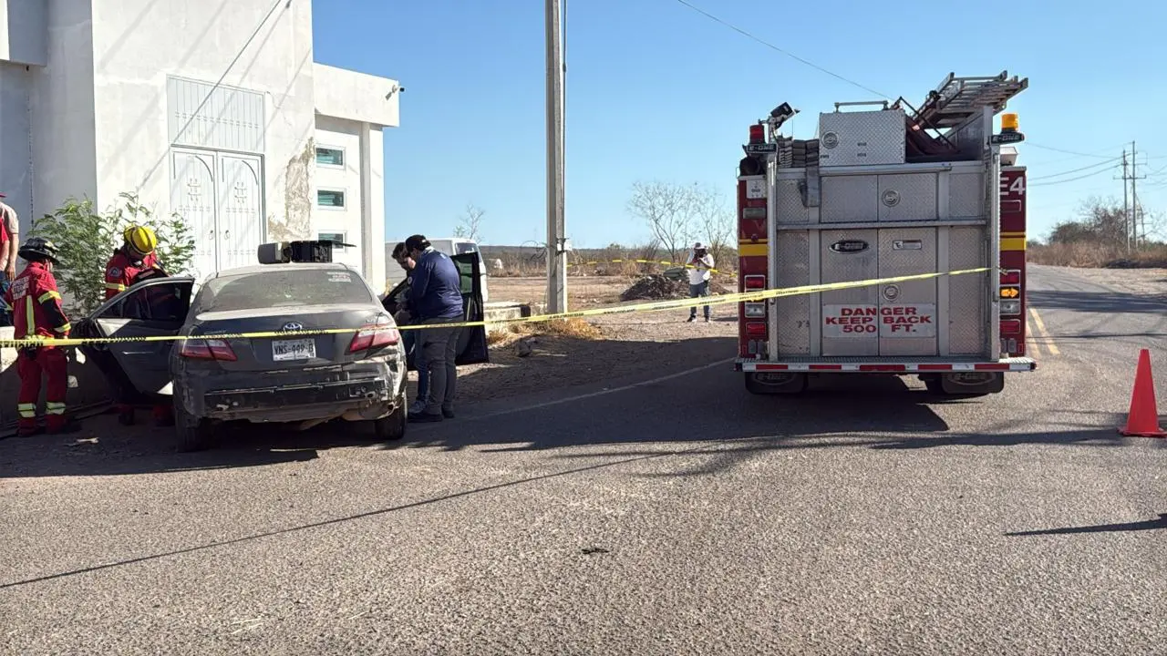 $!Mueren dos enfermeras tras choque por la carretera Libre Mazatlán-Culiacán, en Culiacán