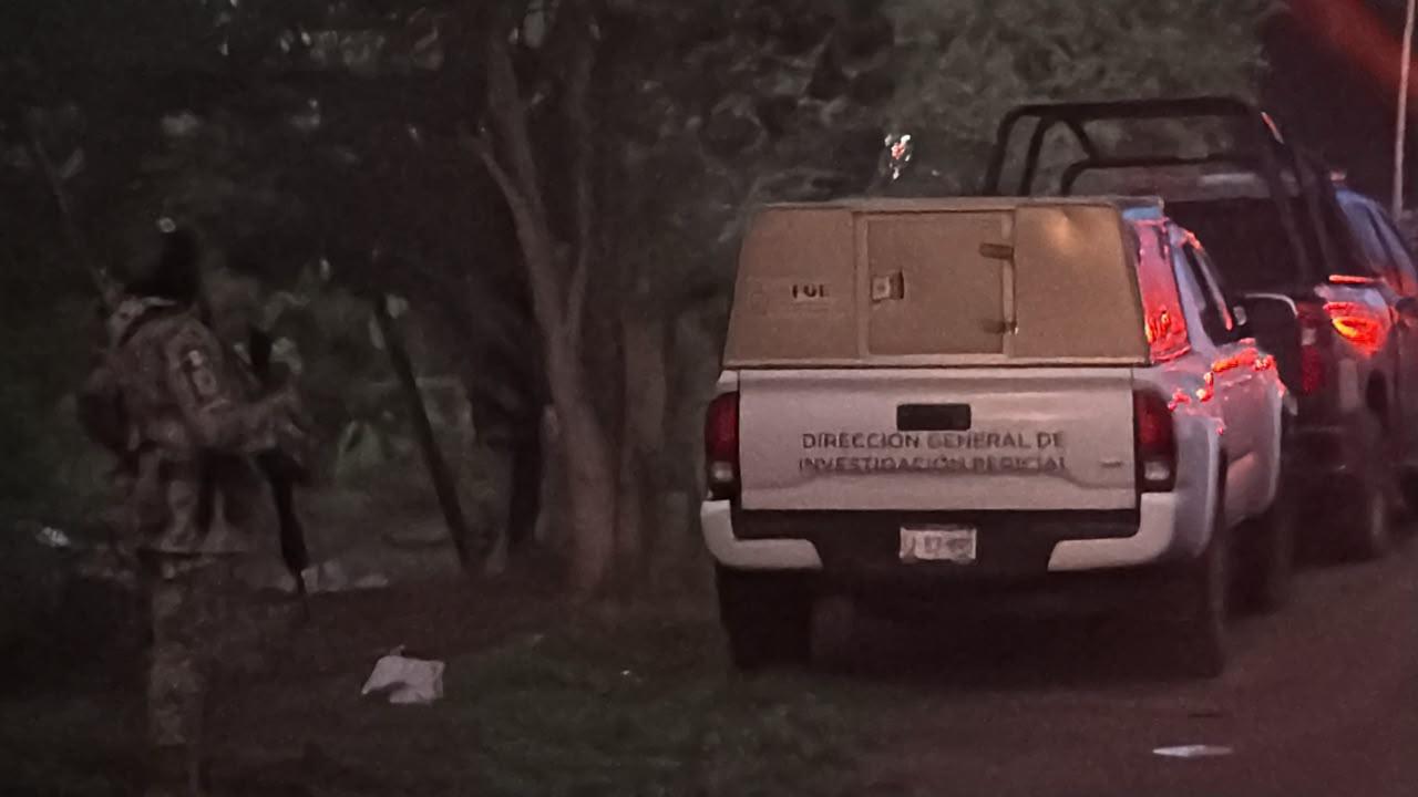 $!Hallan a hombre asesinado a balazos en una propiedad de la colonia Santa Anita, en Villa Juárez, Navolato