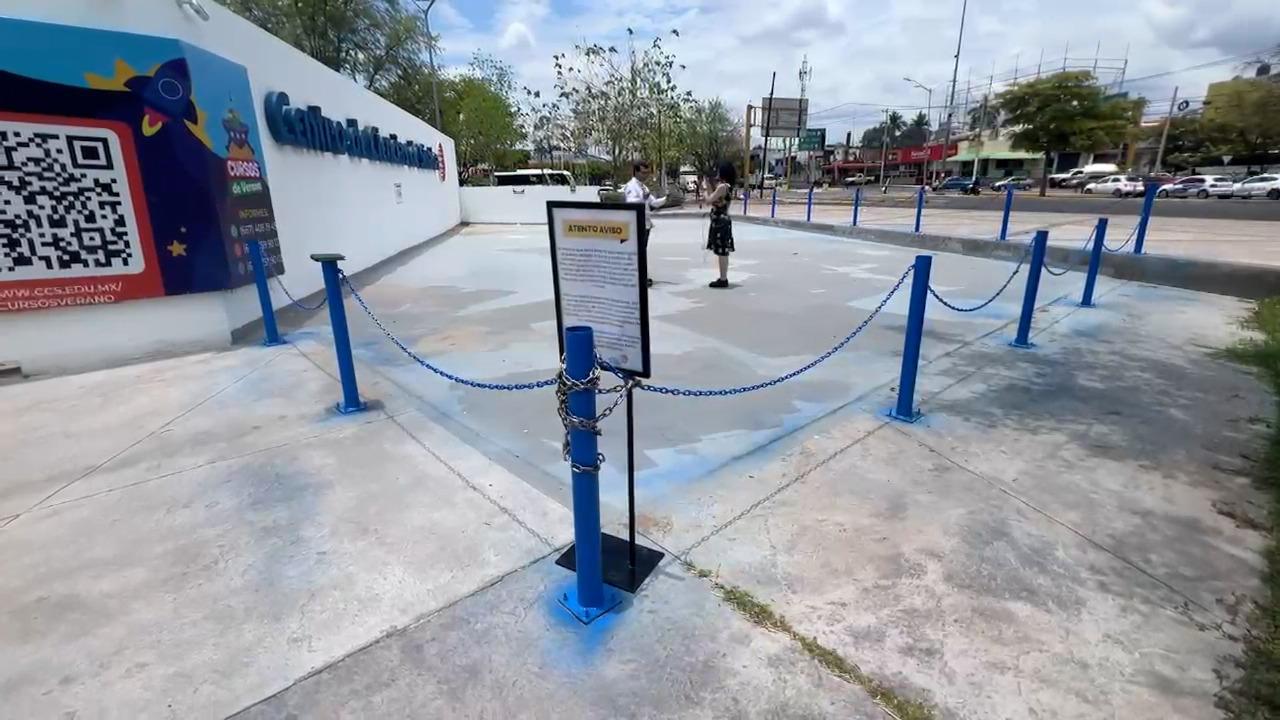 $!Piden remover cadenas en el Centro de Ciencias de Sinaloa