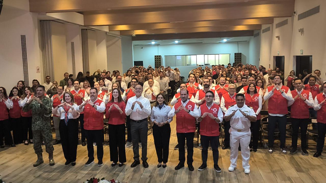 $!Rinde protesta Martín Golarte como nuevo presidente de Cruz Roja Los Mochis