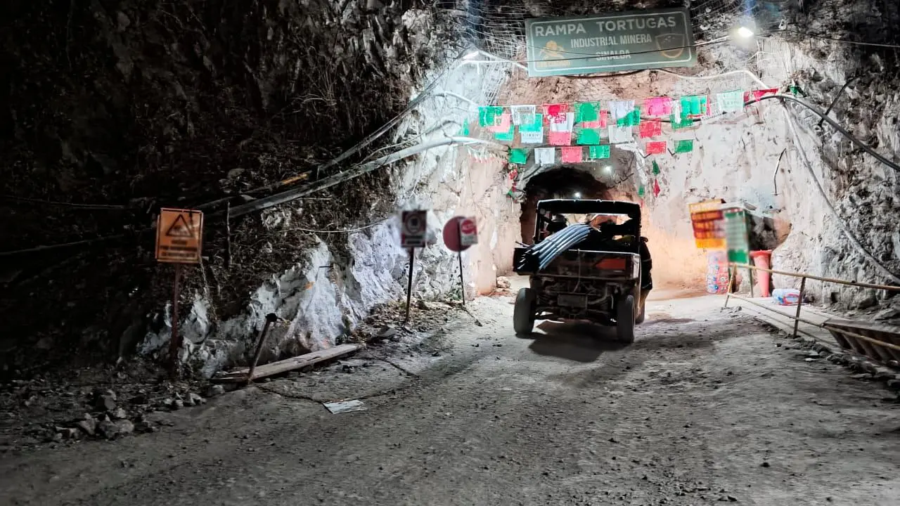 $!Rescate en mina Santa Fe se frena por riesgo estructural; refuerzan zona con concreto