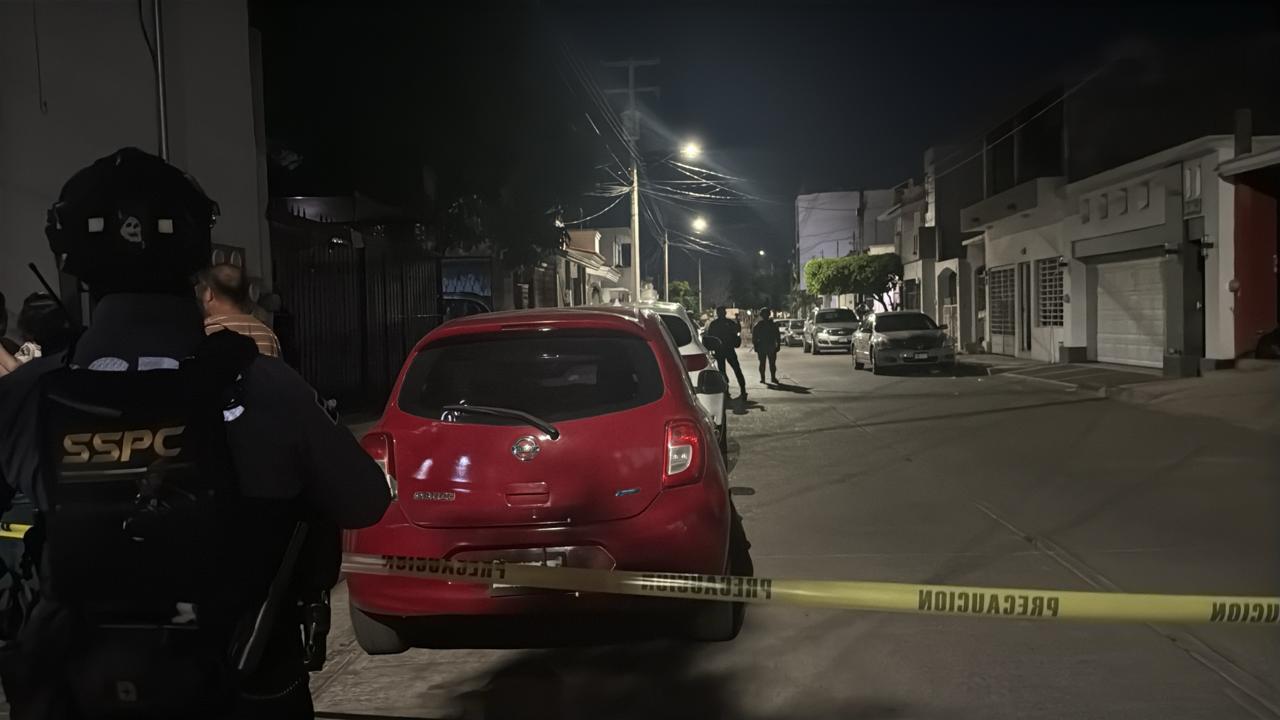$!Ataque armado deja un muerto y un herido en vivienda de la colonia 4 de Marzo, en Culiacán