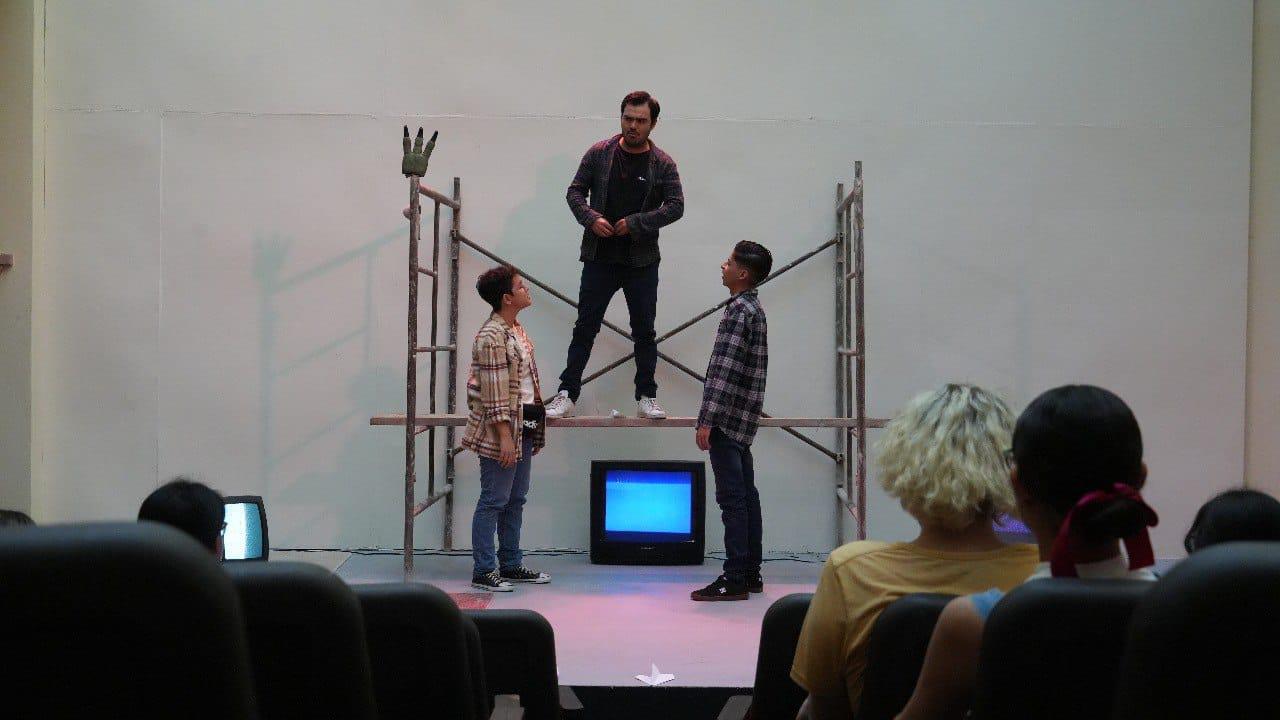 $!Mientras actuaban, eran evaluados por el dramaturgo y director de arte teatral Manolo Díaz.