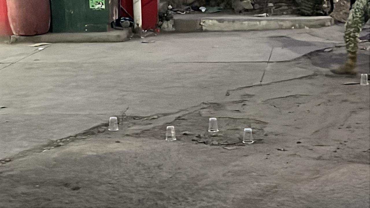 $!Atacan a balazos a un cliente en expendio de cerveza de la colonia Progreso, en Culiacán