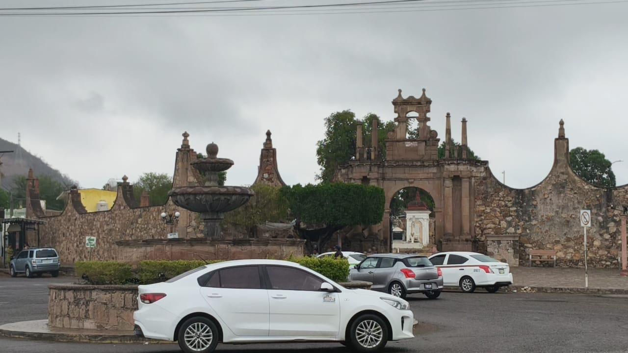 $!Lluvias provocan apagones y dejan sin agua a sectores de Rosario