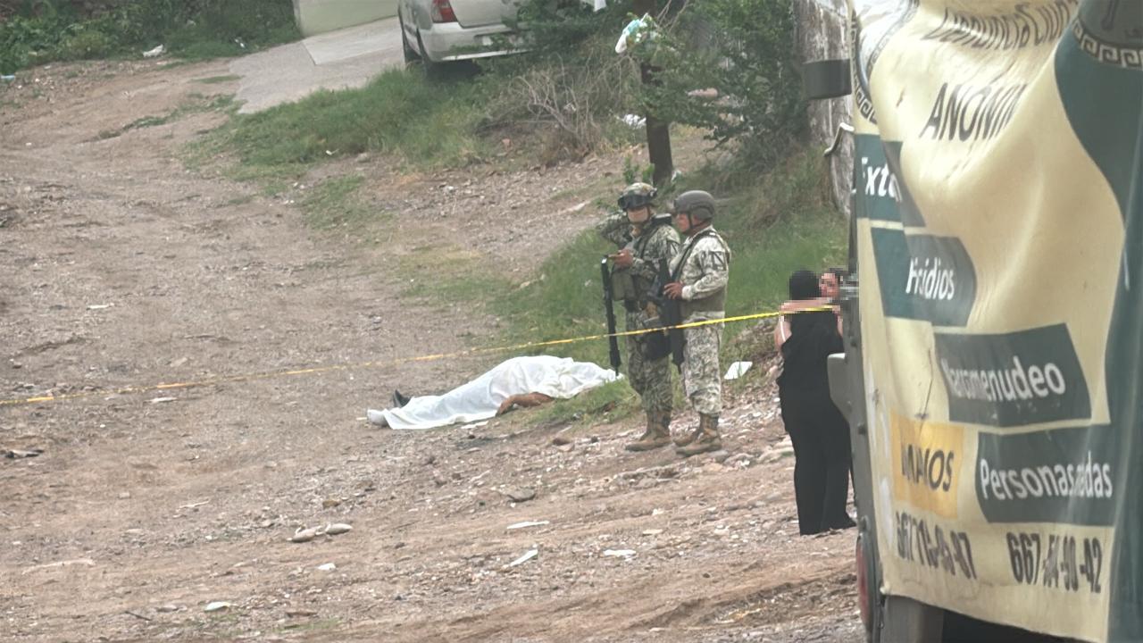 $!Asesinan a balazos a un hombre de 40 años en la colonia Lázaro Cárdenas, en Culiacán