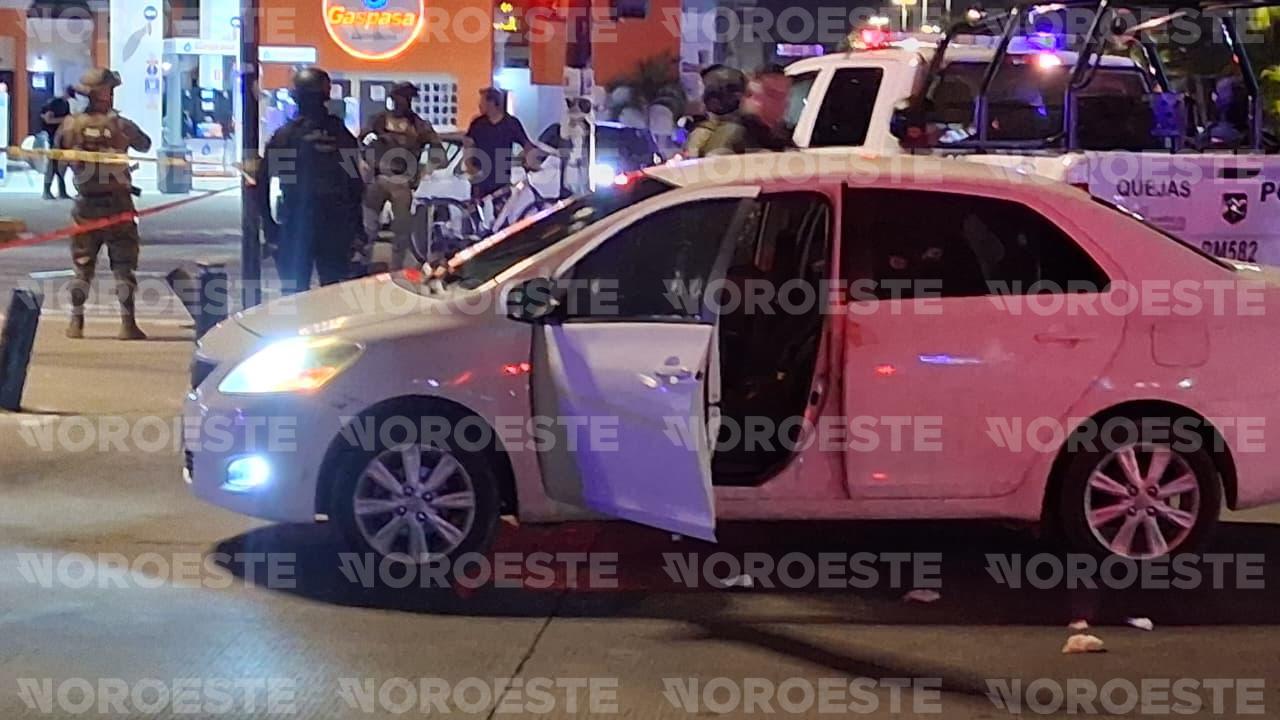 $!Asesinan a motociclista y hieren a conductor en El Toreo, en Mazatlán