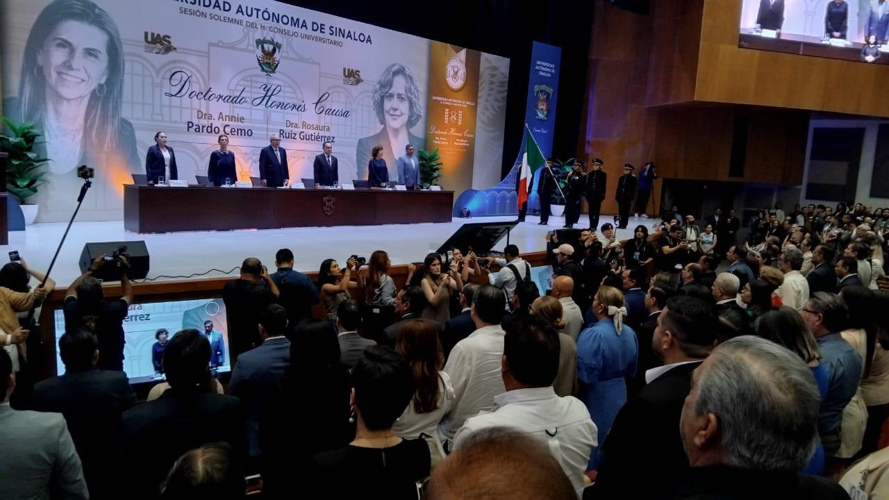 $!UAS otorga Doctorados Honoris Causa a Annie Pardo Cemo y Rosaura Ruiz Gutiérrez