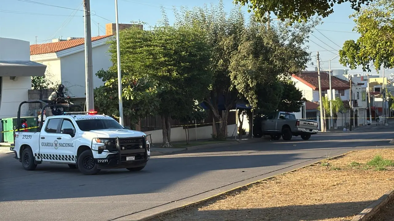 $!Asesinan a balazos a una mujer en la colonia Villa Universidad, en Culiacán
